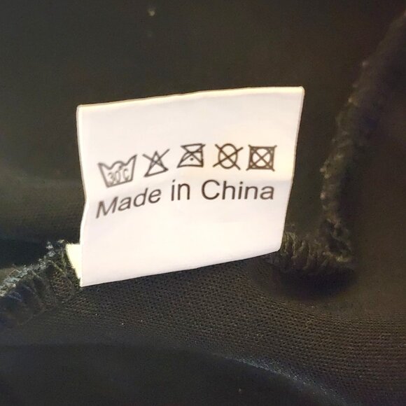 Black Button-Down Cami Top S – Adjustable Straps, Lightweight - Picture 10 of 10